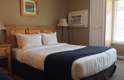 North Park City Condo | Cute cozy condo near ski resorts