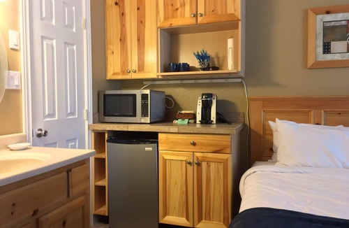 North Park City Condo | Cute cozy condo near ski resorts