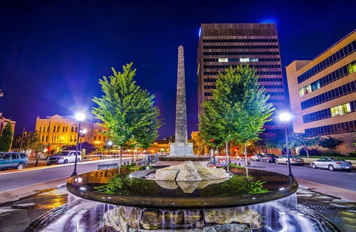 Downtown Asheville Condo | Cute updated condo - steps to downtown, great for business travel