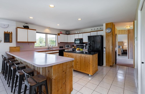 Windham Cabin | Dancing Horse Farm in Windham: Spectacular 9 Bedroom Home, 30 Acres, Ski Lodge