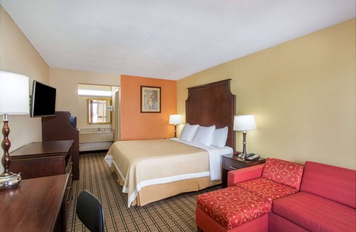 Blytheville Hotel | Days Inn by Wyndham Blytheville