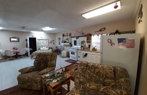 Story Cabin | DEER CREEK LODGE located 1/4 mile from beautiful Lake Ouachita