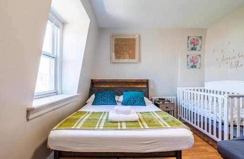Bayonne Apartment | Deluxe 4BR-2BA-12 Beds | NYC | MetLife | Parking