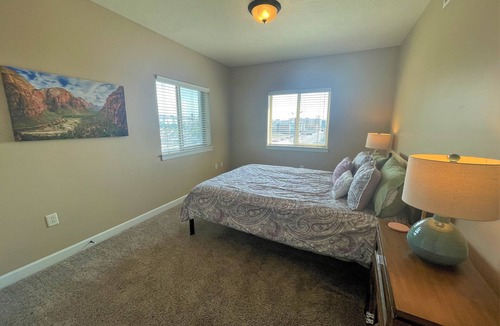 Fairpark Condo | Deluxe Downtown Condo Close to Everything!