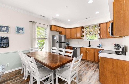 Ocean City House | Downtown OC Dual Townhomes | Large Groups + Steps to the Beach