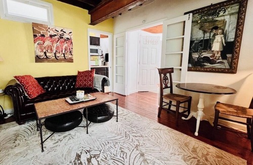 Laurel Park Apartment | Downtown Sarasota Suite in Historic District Walk to Opera, SelbyGardens, Dining