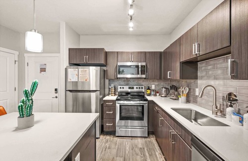 Fairpark Apartment | Downtown SLC - Hot Tub - Gym - Free Parking