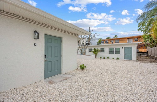 Parsuns To Cocoa Beach Apartment | Dune Drift Beachside Escape