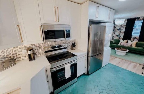 Lockeland Springs House | East Nashville Oasis + Mini Golf Patio — DREAMI STAYS