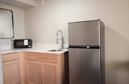 Fort Smith Hotel | Economy Suites Fort Smith