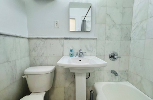 Lincoln Square Apartment | Elegant 2-BD. Manhattan Escape Steps from Central Park