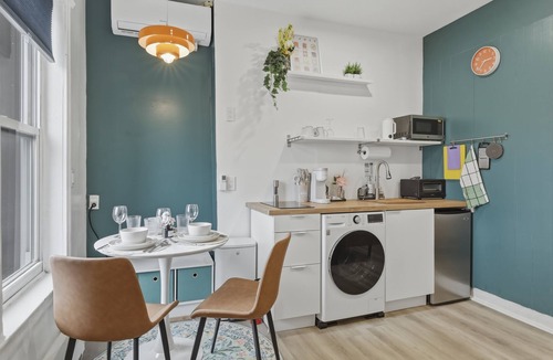 Guttenberg Apartment | Entire 1BR Apt Near NYC/Met World Cup Stadium, Walk to NYC View Access