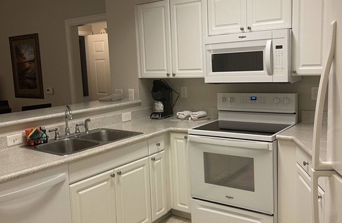 Beachside Village Resort | Entire Resort Condo 2bed/2Bath sleeps 8 w/infinity pool overlooking the beach