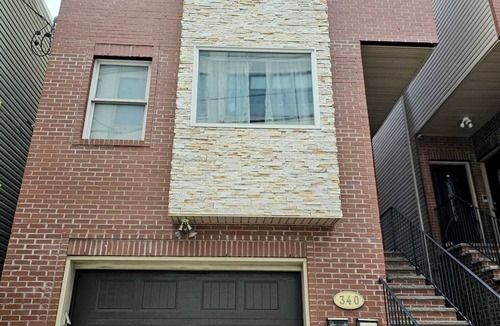 West Side House | Entire spacious Luxury Condo - 10mins walk to JSQ Path