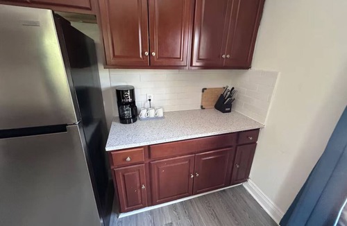 Southmoreland House | Entire Westport Duplex - Both Sides