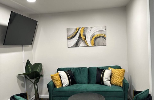West Orange Apartment | Express 2 Bedroom Haven near Airport in Orange, NJ