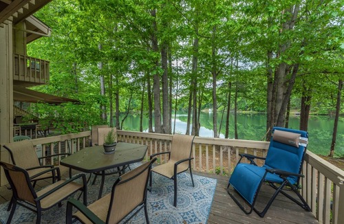 Lake Lure House | Fairway Villa 0405 at Rumbling Bald
