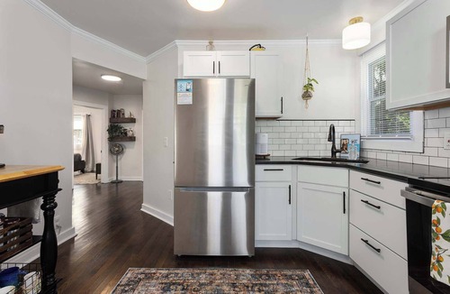 Lee's Summit House | Family Favorite Sleeps 8 Ready Walkable