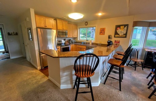 Carroll Cottage | Fantastic Accommodation in Bretton Woods on a Golf Course