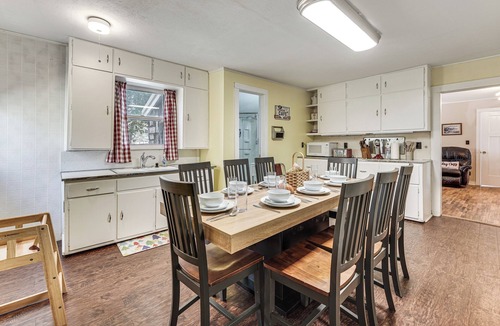 Rockaway Beach House | Fish Off Boat Dock! 1950s Rockaway Beach Cottage