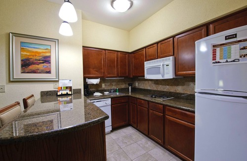 South Side Condo | Free Breakfast Buffet. Only a Few Miles to Great Beaches!