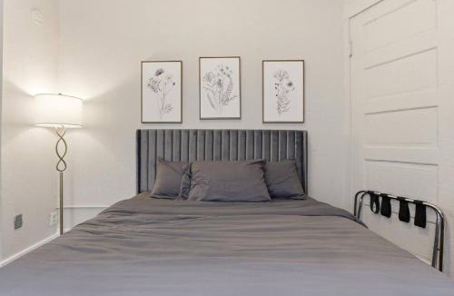 New Pathways Apartment | Freshly Renovated 1BR Near Beale and Downtown