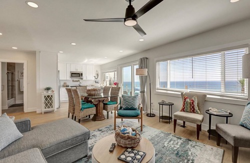 San Clemente Apartment | Full Ocean and Sunset Views. Relax to the sound and smell of the sea.