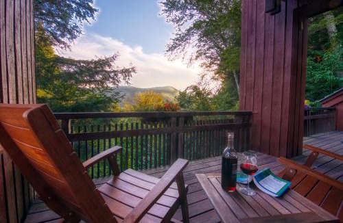 Stockbridge Ski Chalet | Gnome Home Mountain Ski Chalet w/Sauna Killington