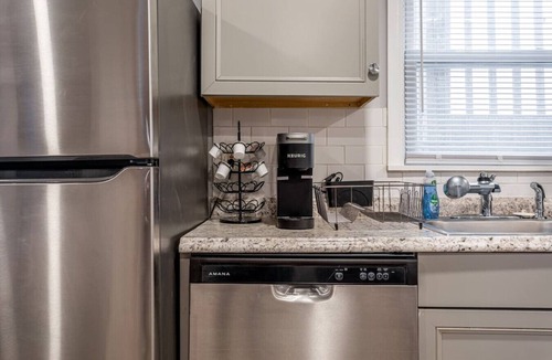 Constable Hook House | Grand Mansion 9BR-5BA-24Beds | MetLife-NYC-Parking