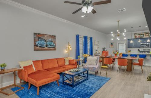Broadmoor House | Groovy, New & Modern! Tv in each room