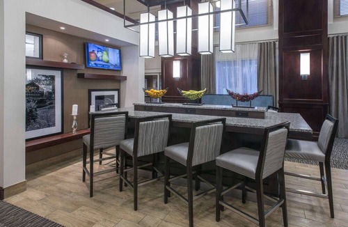 Jackson Hotel | Hampton Inn & Suites Jackson