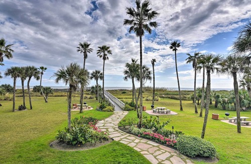 Galveston Condo | Heated Pool + Gulf View: Galvestonian Resort Condo