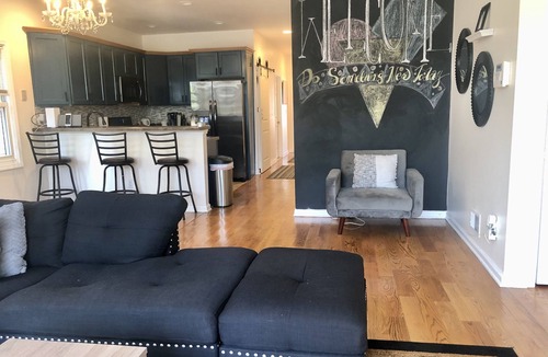 North Bergen Apartment | Hidden Gem with private bathroom just 30 mins from Time Square NYC