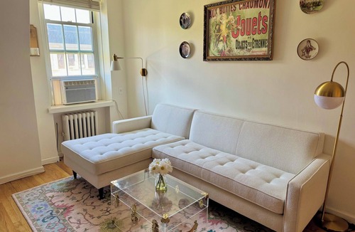 Manhattan Apartment | Historic Central Park Oasis on Tree-Lined Upper West Side