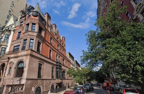 Manhattan Apartment | Historic Central Park Oasis on Tree-Lined Upper West Side