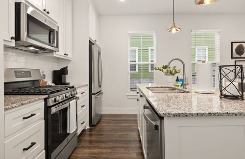 Fayetteville House | Hog Haven - 2 mi to UofA 1 mile to Downtown
