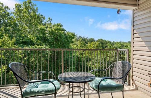 Branson House | Holiday Hills Getaway - Branson - Golf Resort & Outdoor pools