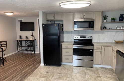 Vicksburg Apartment | Holley Rentals 1 bedroom sleeps 4