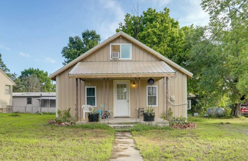 Alton Cottage | Home Near Eleven Point River & Nat'l Forest!
