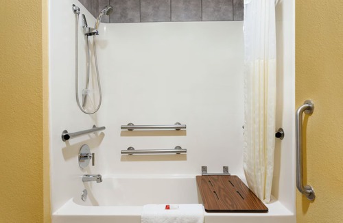 Olive Branch Hotel | Hometown Place Olive Branch