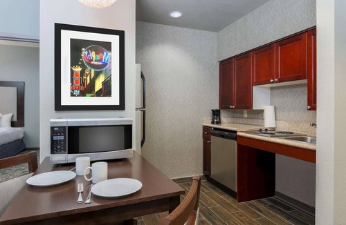 Southwind Hotel | Homewood Suites King Studio w/Breakfast, Pool&Gym