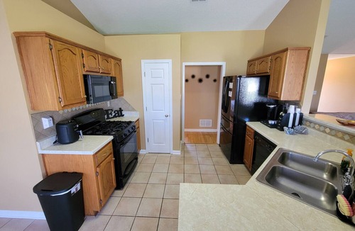 Horn Lake House | Horn Lake Hideaway ~ Spacious 4BR/2BA Near Memphis ~ Monthly Stays Welcome