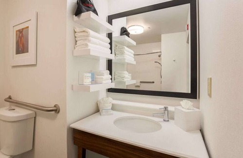 Ellendale Hotel | Hot Pick! 1BR Suite w/Free Breakfast, Pool&Gym
