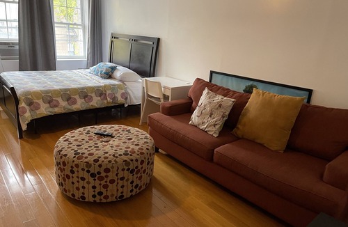 Bushwick Apartment | Huge Duplex minutes from Manhattan. Sleeps 12+!