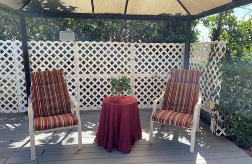 Del Cerro House | Hummingbird Haven - Private Suite with Pool - Centrally Located