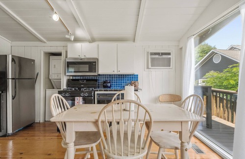 Lake Hamilton House | Incredible Lake Hamilton House w Dock!