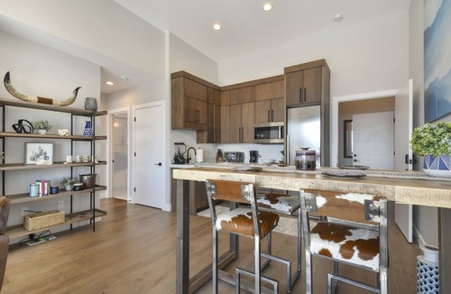 Hideout House | Incredible Views | 2 Kitchens | Garage | Lake Access