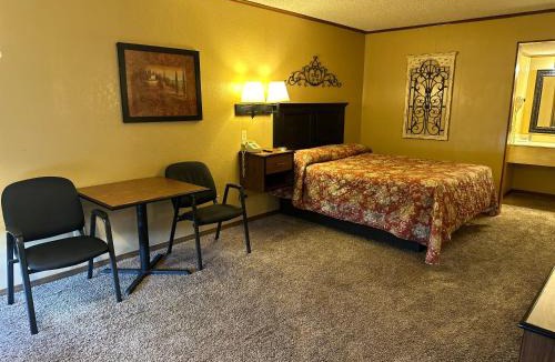 Roland Hotel | Interstate Inn