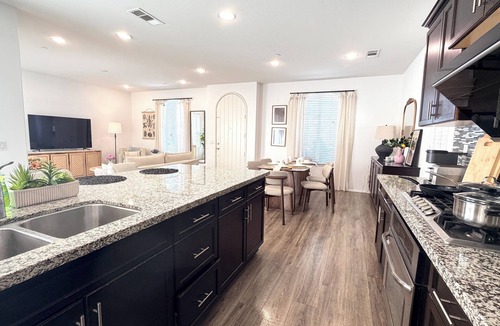 Irvine House | Irvine Great Park Beacon 3 B &4 B two story house
