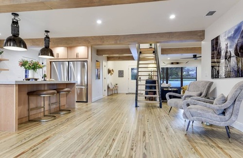 Wimberley House | Jacob`s Well Vineyard